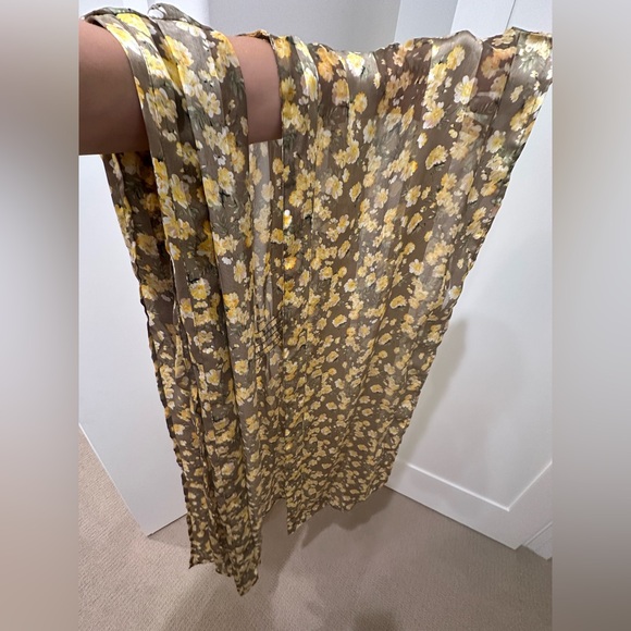 ANTHRO Isolde Kimono - Picture 4 of 6